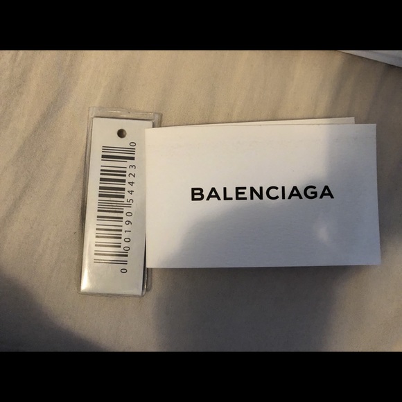 Balenciaga black city zip around wallet. - Picture 3 of 4